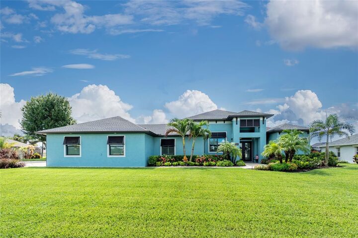 Property Photo:  35 Medalist Circle  FL 33947 