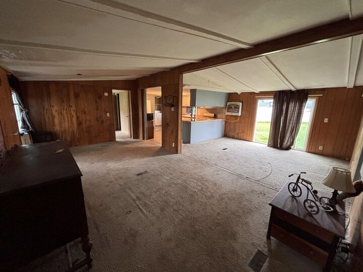 Property Photo:  208 Clark Street  MI 48850 