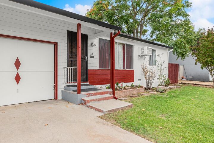 Property Photo:  214 Bay Drive  CA 95815 