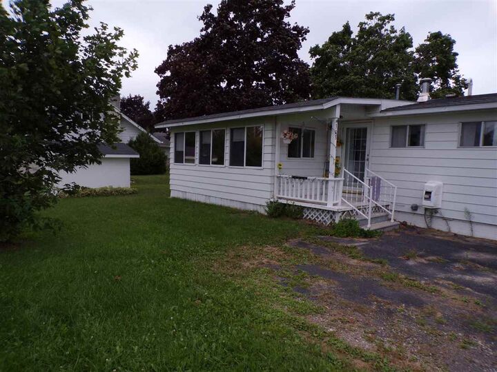 Property Photo: 303 S C MI 49721