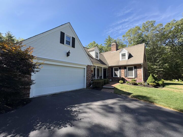Property Photo: 42 Alsun Drive NH 03049