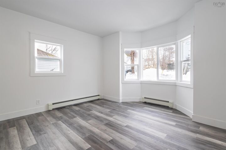 Property Photo:  443 Bentinck Street  NS B1S 2Y8 