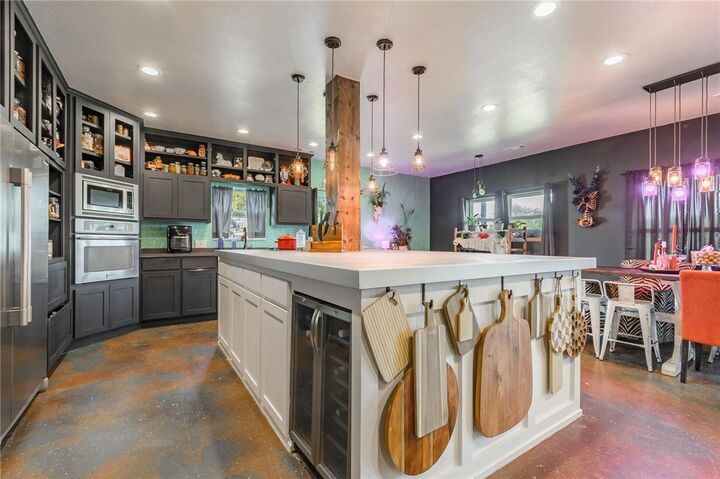 Property Photo:  302 Fulton Street  AR 72734 