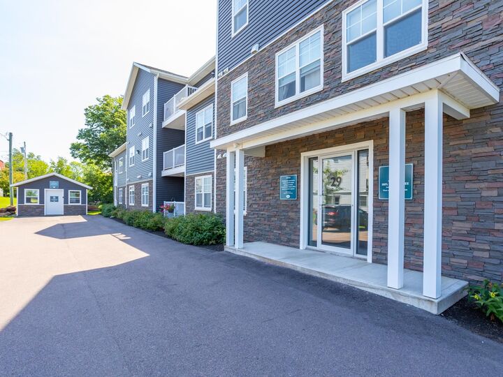 Photo de la propriété:  29 Stratford Road 109  PE C1B 1T1 