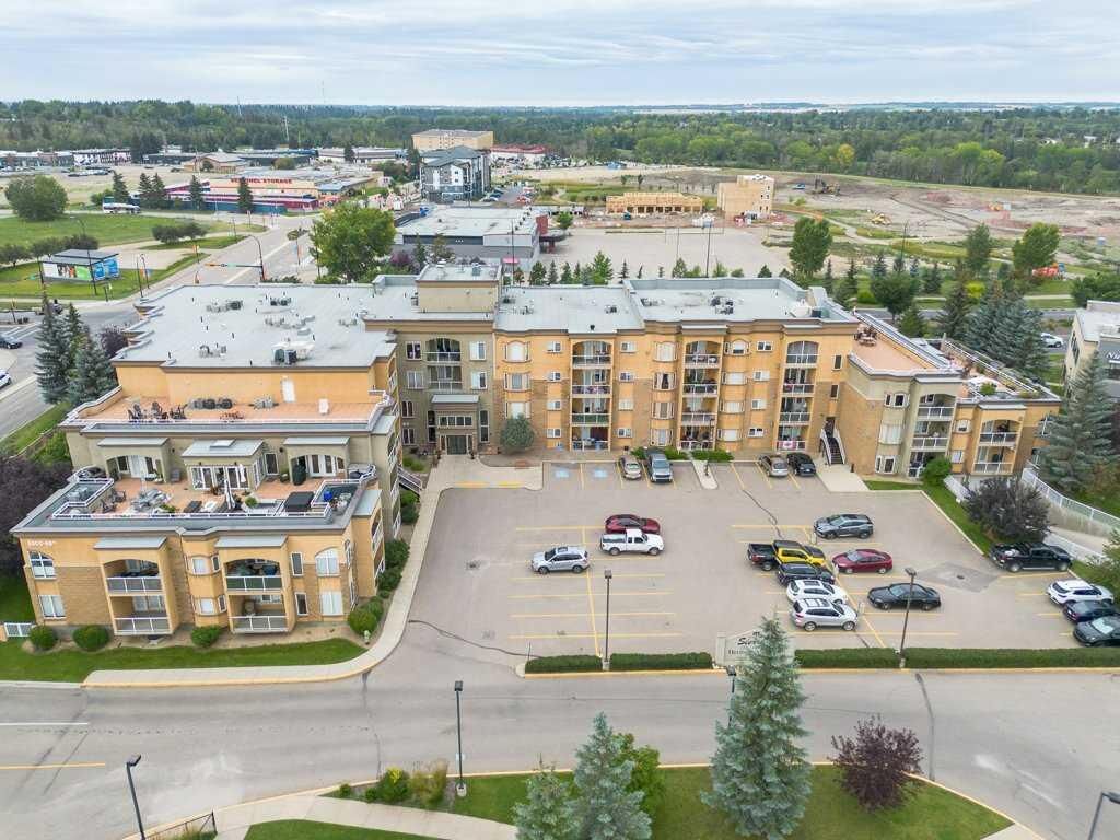 Property Photo: 5300 48 Street 111 AB T4N 7C5