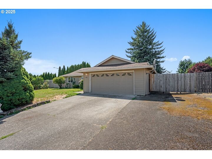 Property Photo: 8406 NE 105th Ave WA 98662