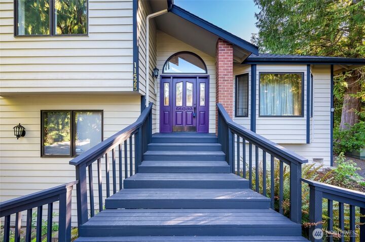 Property Photo: 11525 76th Avenue NW WA 98271