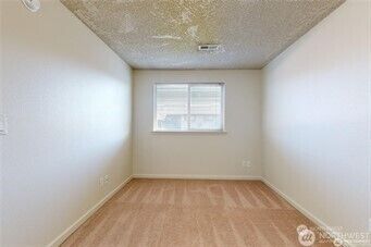 Property Photo:  1910  J Street 201  WA 99362 
