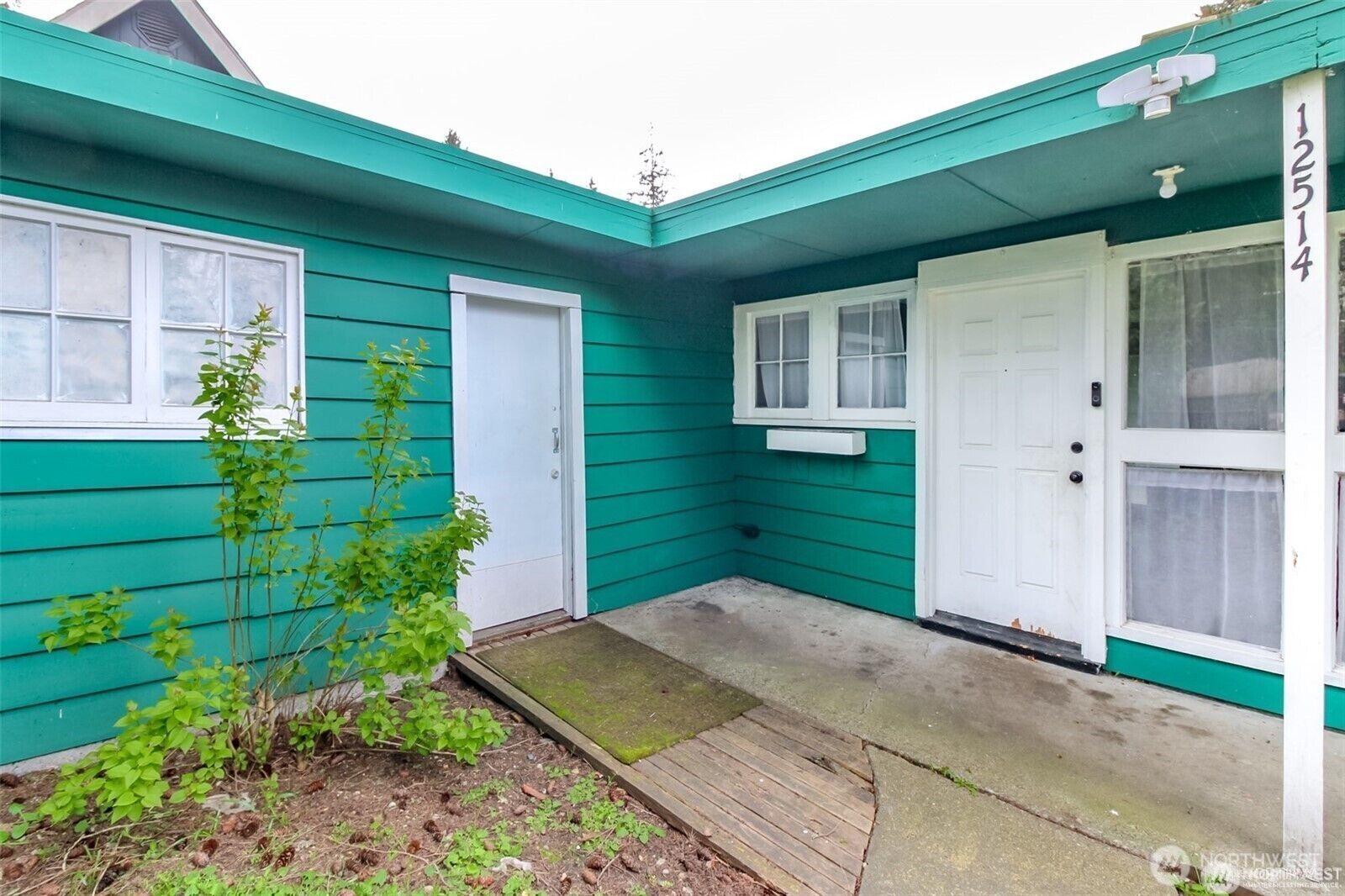 Property Photo:  12514  Naomilawn Drive SW  WA 98498 