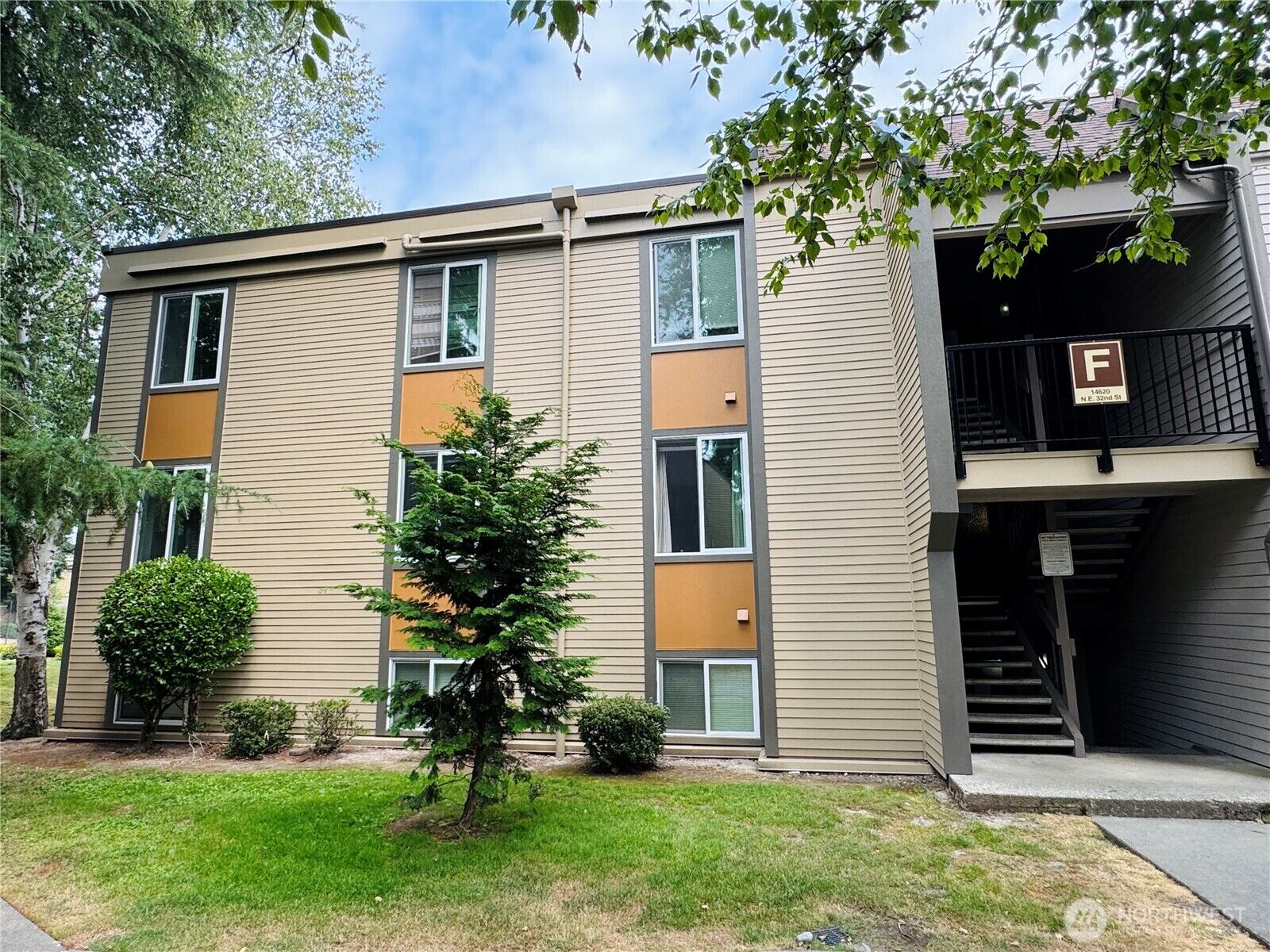 Property Photo:  14620 NE 32nd Street F17  WA 98007 