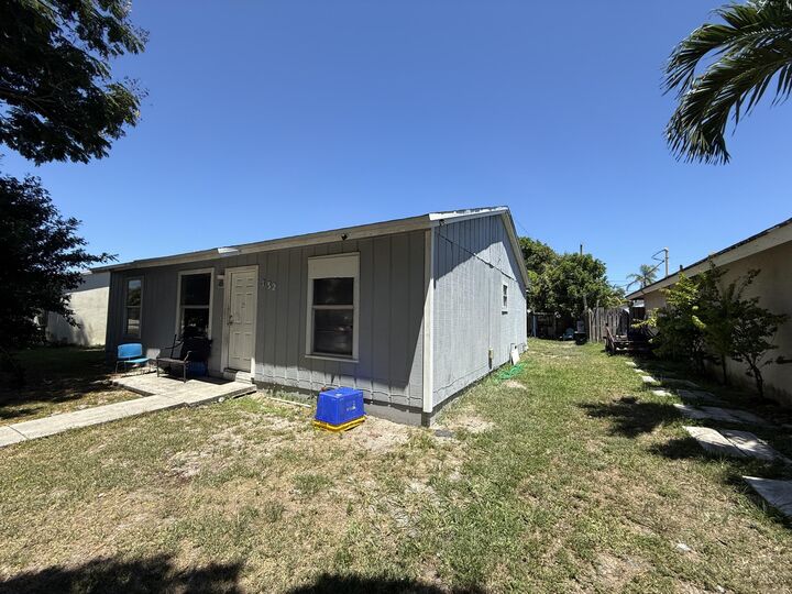 Property Photo: 332 Fleming Avenue FL 33463