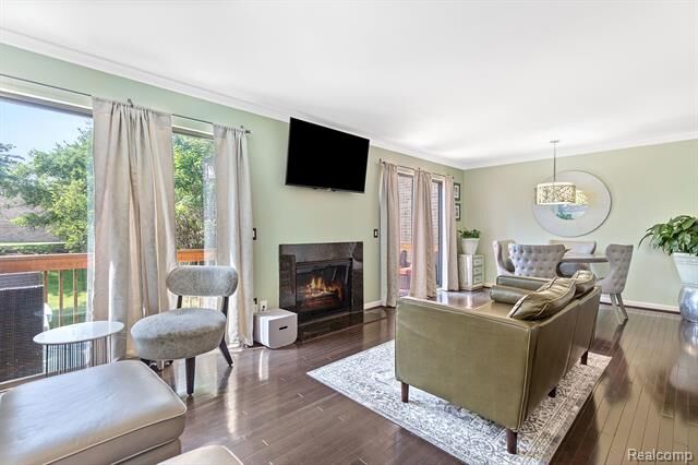 Property Photo: 5305 Wright Way S MI 48322