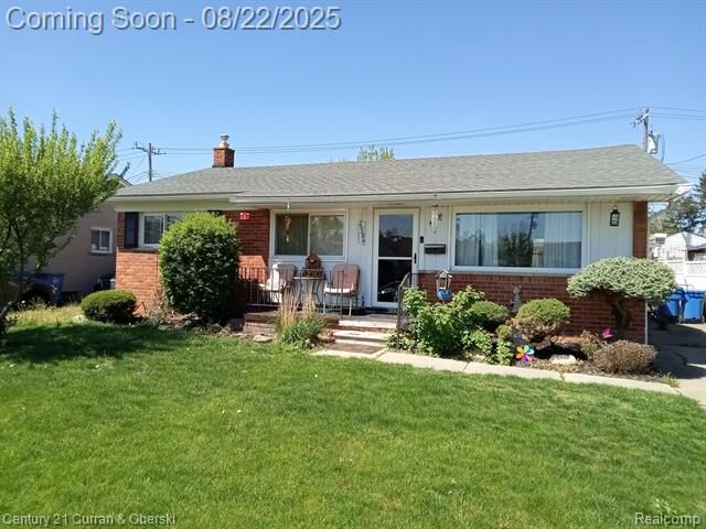 Property Photo: 20886 Crestmont Lane MI 48127