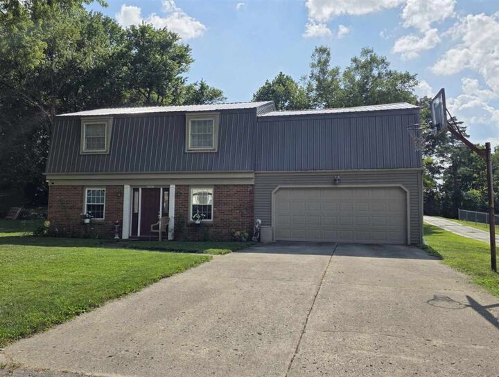 Property Photo: 2707 S G Street IN 47374