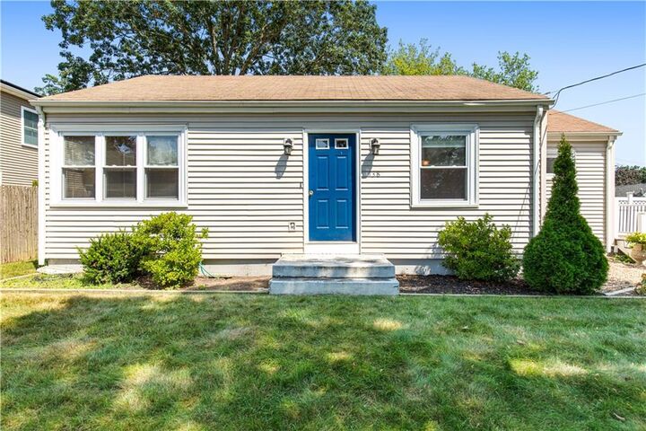 138 Becker Avenue  East Providence RI 02915 photo
