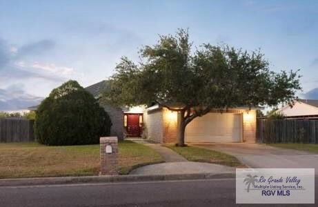 Property Photo: 44 Guanajay Ct. TX 78526