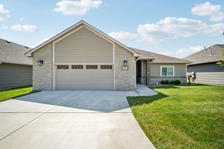 Property Photo: 3641 N Lakeway Ct KS 67205