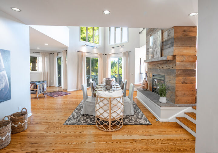 Property Photo:  20 Shore Road  CT 06811 