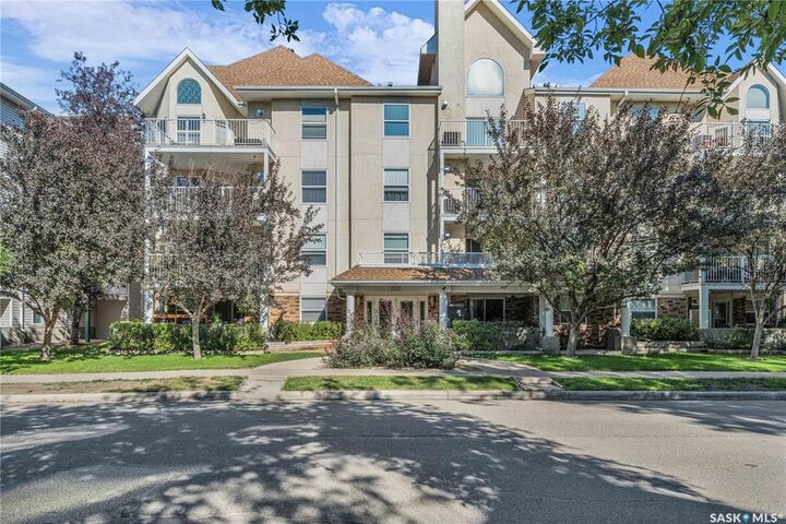 Property Photo:  2217 Angus Street 201  SK S4T 1A3 