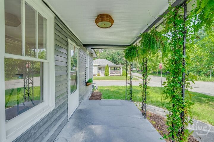 Property Photo: 1901 Duval Street GA 31404