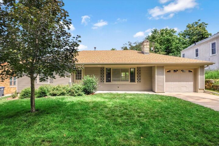 118 Elmwood Drive  Council Bluffs IA 51503 photo
