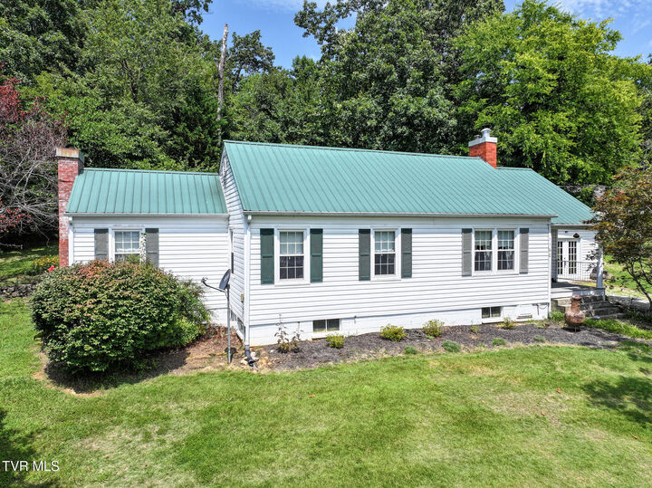 Property Photo:  1160 Whirlwind Road  TN 37743 