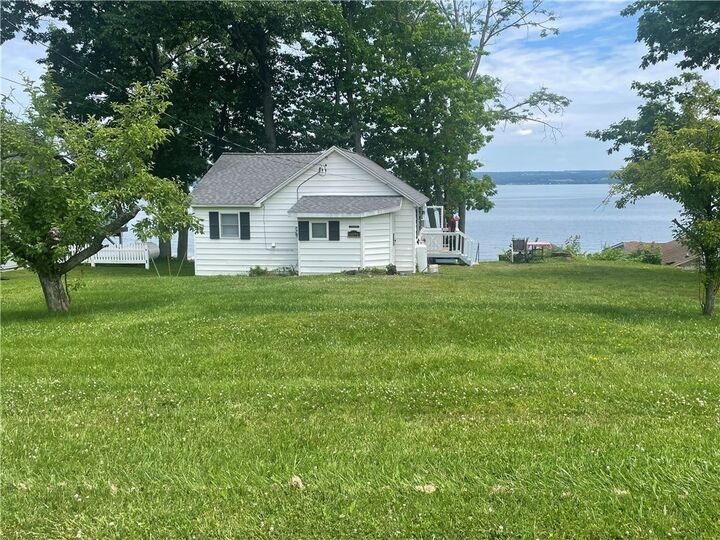 6091 Poplar Beach Road  Romulus NY 14541 photo
