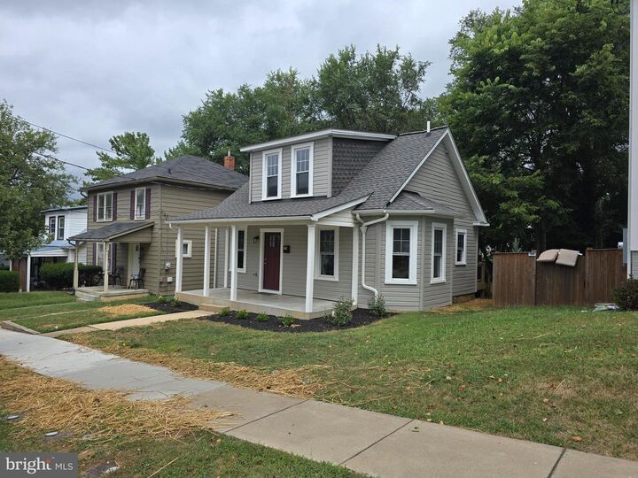 20 E Hart Street  Winchester VA 22601 photo