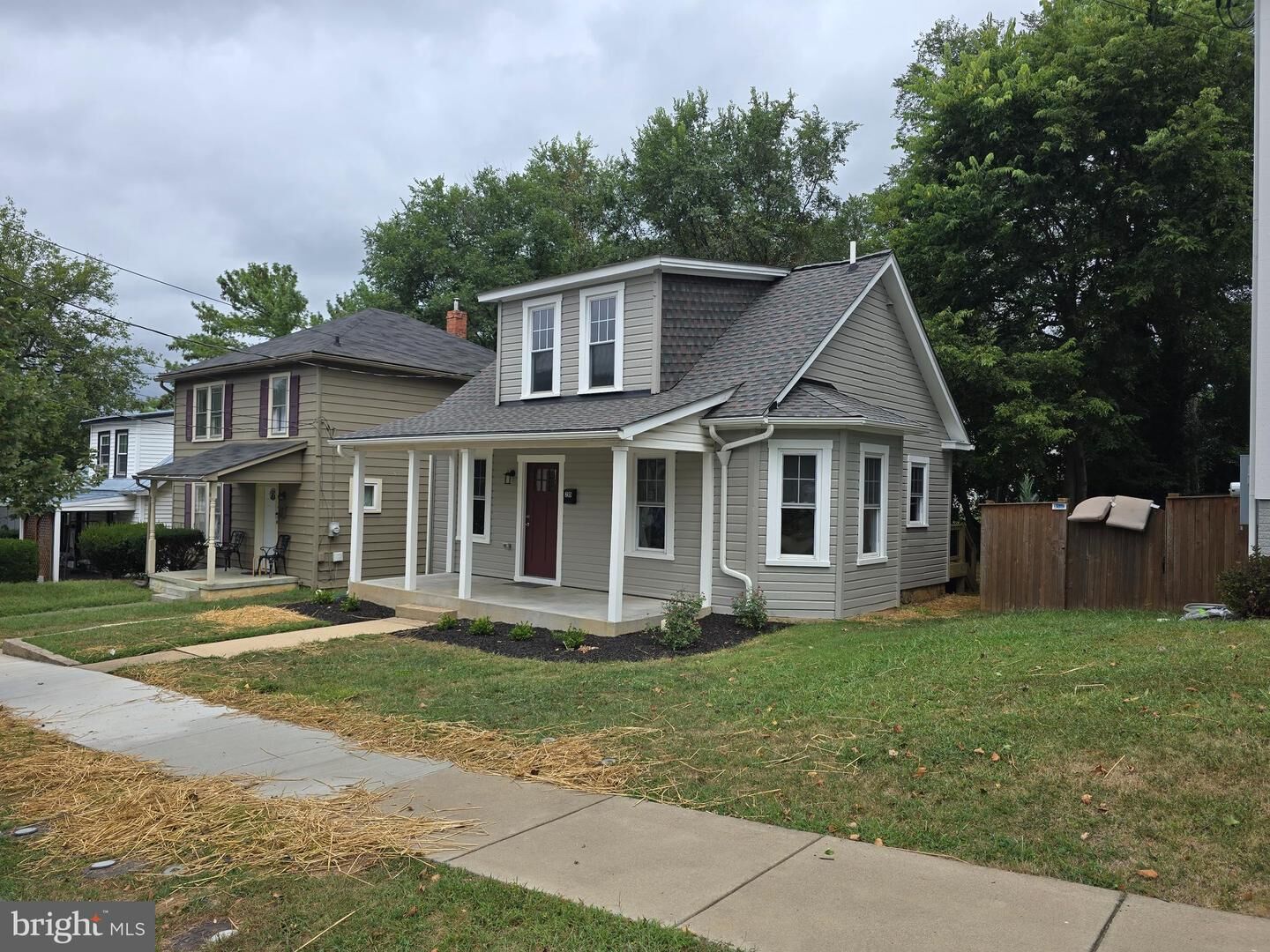 Property Photo: 20 E Hart Street VA 22601