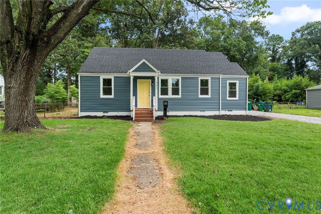 Property Photo: 202 W McClellan Street VA 23150