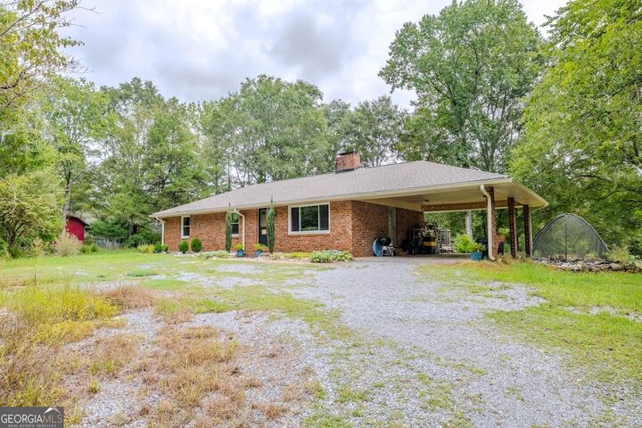 Property Photo: 1205 New Rosedale Road NE GA 30105