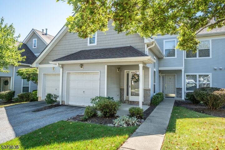 15 Eagles Nest Ln  Hardyston Twp. NJ 07419 photo