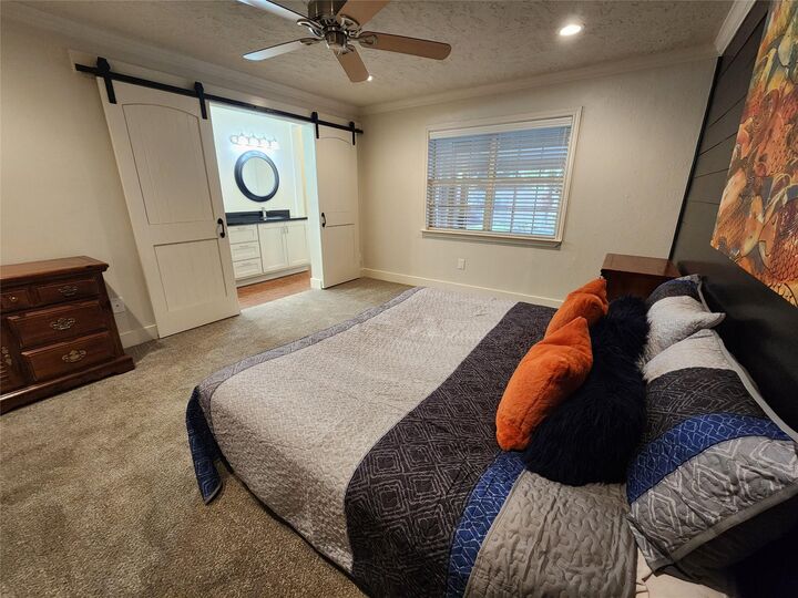 Property Photo: 1116 Van Avenue TX 77651
