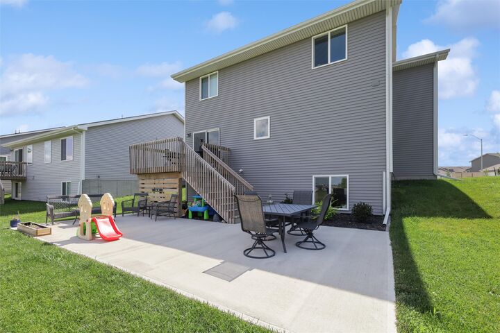 Property Photo:  4124 NW 13th Street  IA 50023 