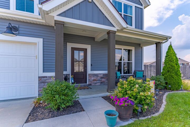 Property Photo: 5430 Bloomsbury Court IN 47630