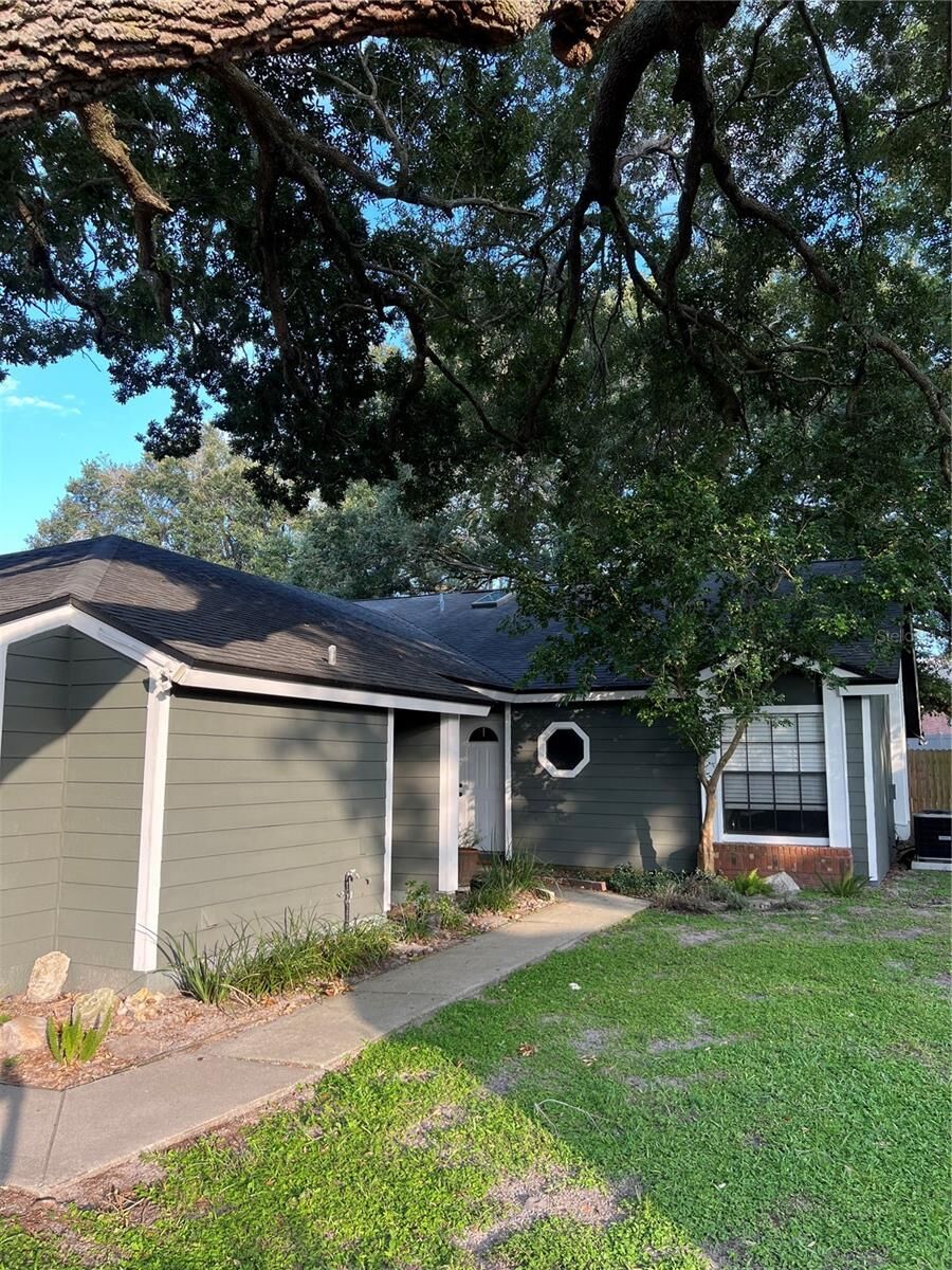 Property Photo:  1995 Water Lane  FL 32751 
