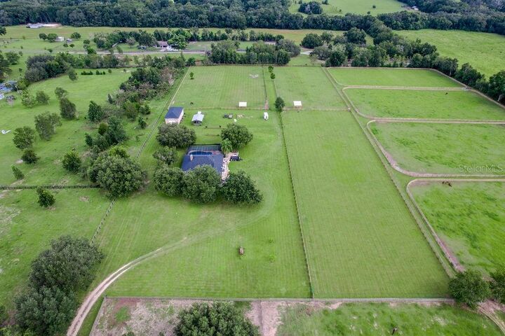 Property Photo:  20765 SW 36th Street  FL 34431 