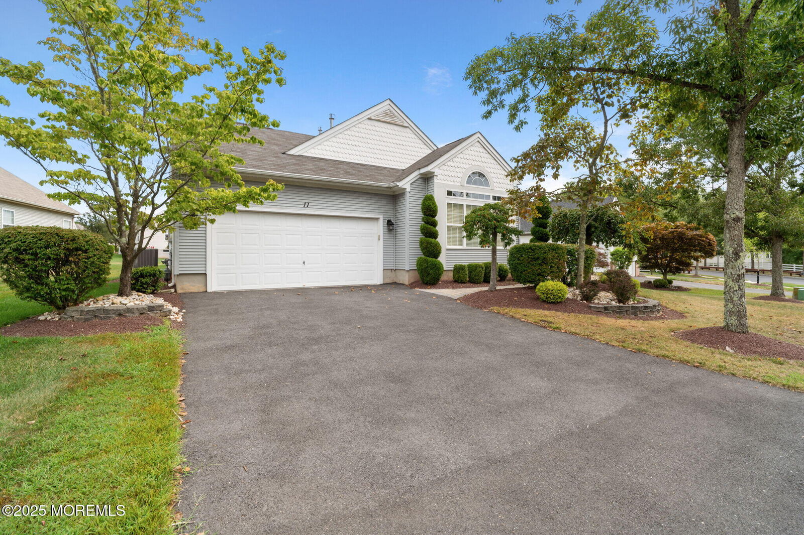 Property Photo:  11 Narrowbrook Court  NJ 07726 