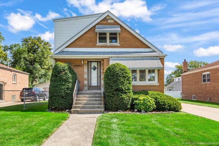 Property Photo: 10713 S Kenneth Avenue IL 60453