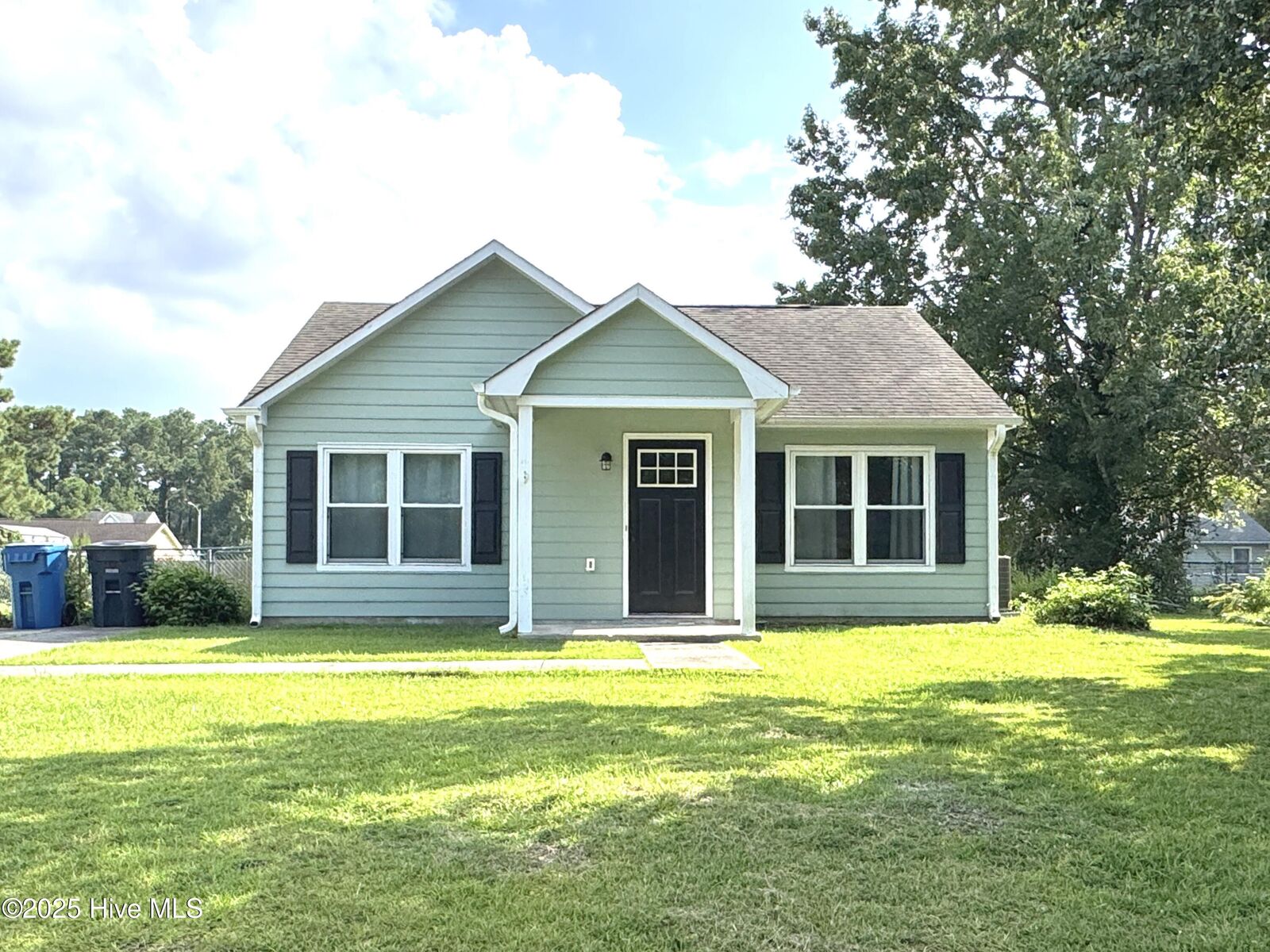 Property Photo: 288 Huff Drive NC 28546