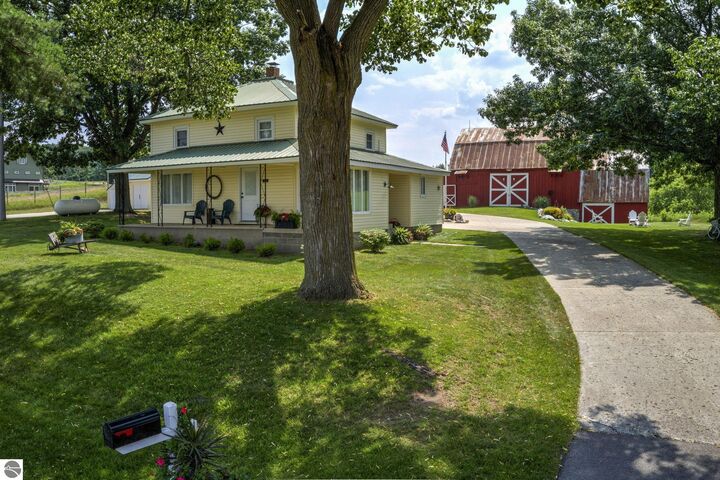 4135 Schoolcraft  Bellaire MI 49615 photo