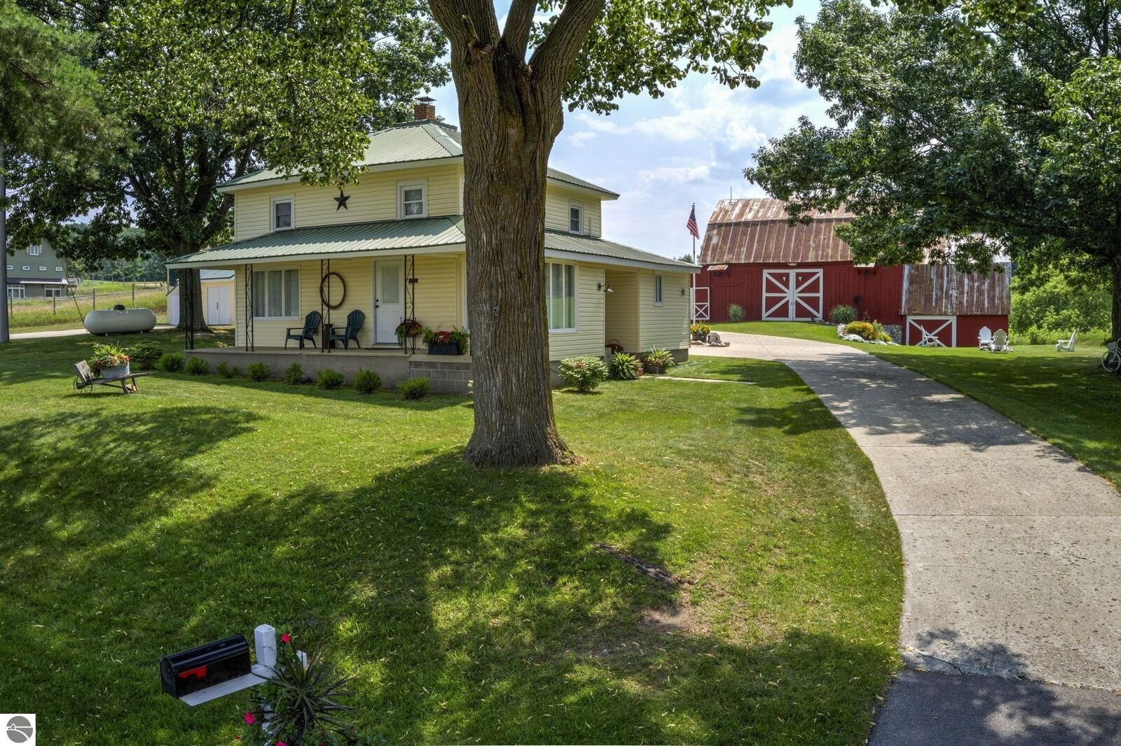 Property Photo: 4135 Schoolcraft MI 49615