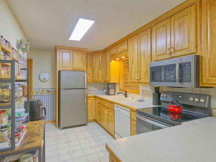 Property Photo:  116 Fairlawn Avenue E  MN 55395 