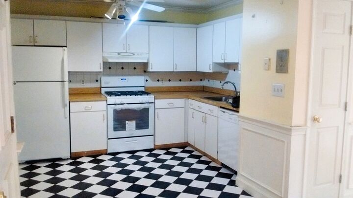 Property Photo: 22 Kenmar Dr 202 MA 01821