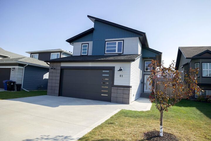 61 Murphy Close  Blackfalds AB T4M 0H5 photo