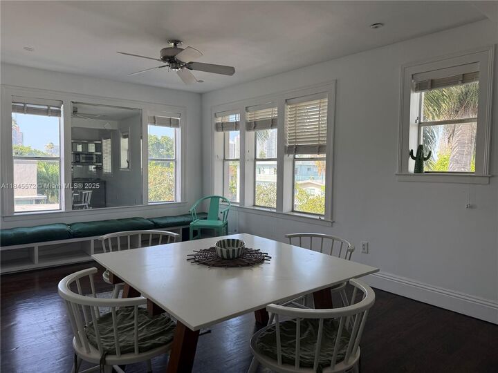 Property Photo: 1027 Pennsylvania Ave 301 FL 33139