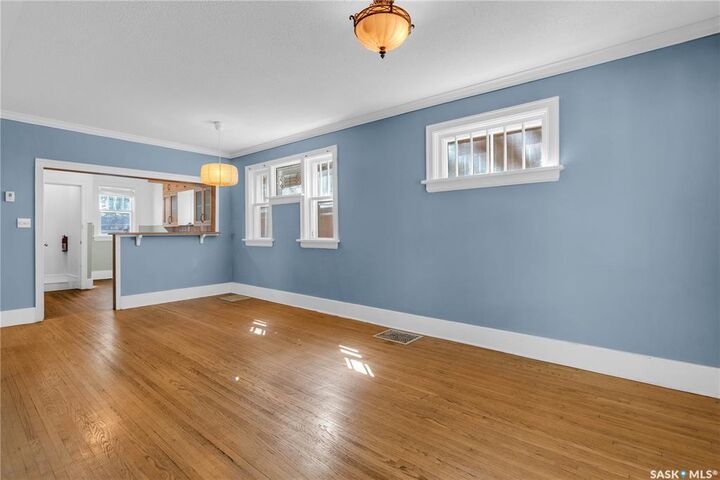 Property Photo:  2275 Quebec Street  SK S4P 1K3 