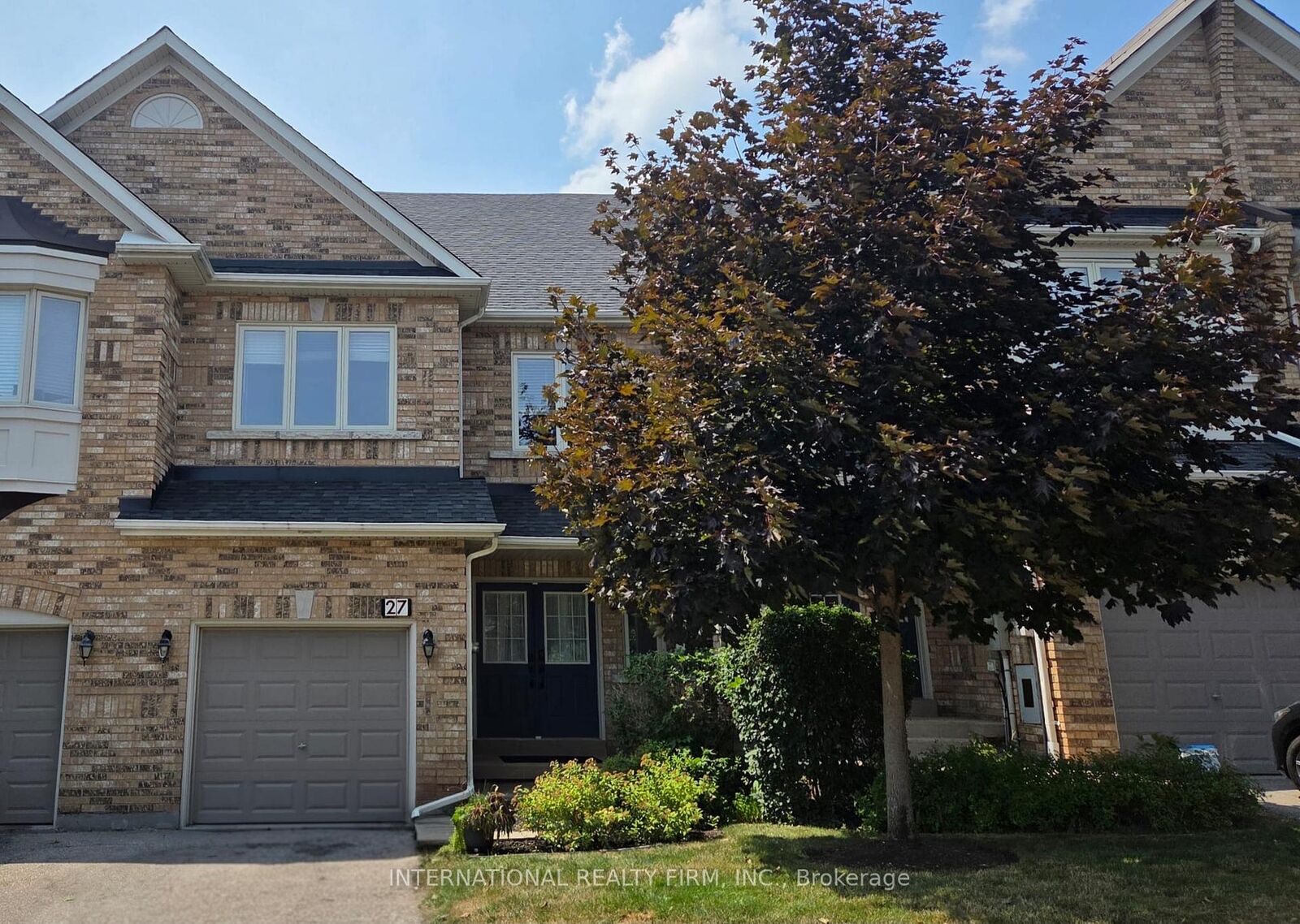Property Photo: 255 Shaftsbury Avenue 27 ON L4C 0L9