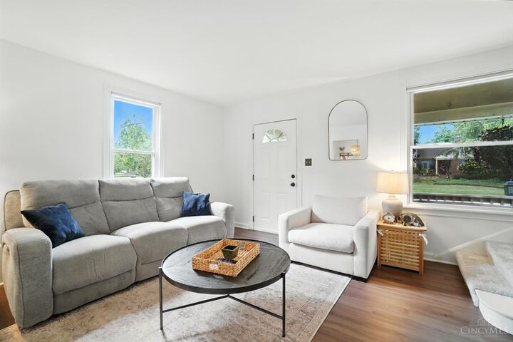 Property Photo: 2244 Suffolk Street OH 45230
