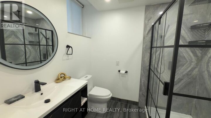 Property Photo:  59 Eden Valley Drive  ON M9A 4Z5 